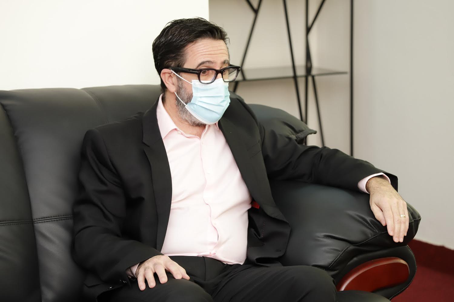 MINES-MESRSI: Le Directeur Général de la Société Minière de Boké (SMB) rencontre la nouvelle Ministre