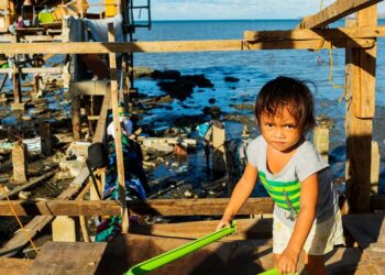 Philippines : le PAM met en garde contre les risques nutritionnels encourus par les familles frappées par le typhon