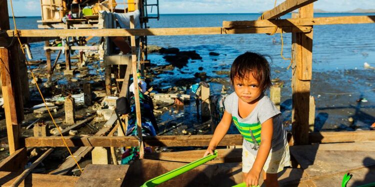 Philippines : le PAM met en garde contre les risques nutritionnels encourus par les familles frappées par le typhon