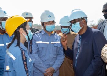 𝐋𝐄 𝐏𝐑𝐄𝐌𝐈𝐄𝐑 𝐌𝐈𝐍𝐈𝐒𝐓𝐑𝐄 𝐑𝐄𝐂𝐎𝐌𝐌𝐀𝐍𝐃𝐄 𝐔𝐍 𝐏𝐋𝐀𝐍 𝐈𝐍𝐓𝐄𝐆𝐑𝐄 𝐃𝐄 𝐓𝐑𝐀𝐍𝐒𝐅𝐎𝐑𝐌𝐀𝐓𝐈𝐎𝐍 𝐃𝐄 𝐁𝐎𝐅𝐅