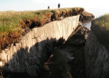 Si vous ne pensez pas aux impacts climatiques du dégel du pergélisol, voici pourquoi vous devriez