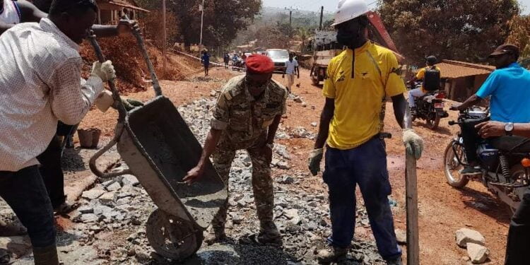 Boké-Infrastructures: Poursuite des travaux de raccommodage des routes dégradées