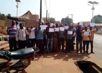 Boké-Education: Les enseignants contractuels demandent leur engagement à la Fonction Publique et menacent d’abandonner les cours