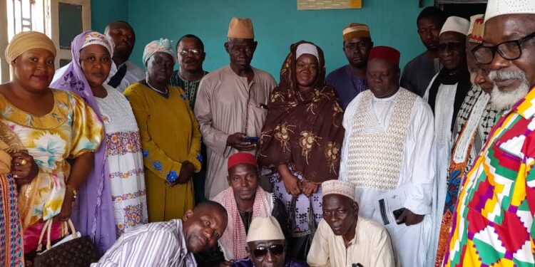 Boké-Politique: Les émissaires du CNT échangent avec les couches sociales