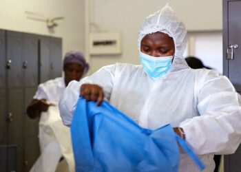 Covid-19 : la pilule molnupiravir de Merck recommandée par l’OMS