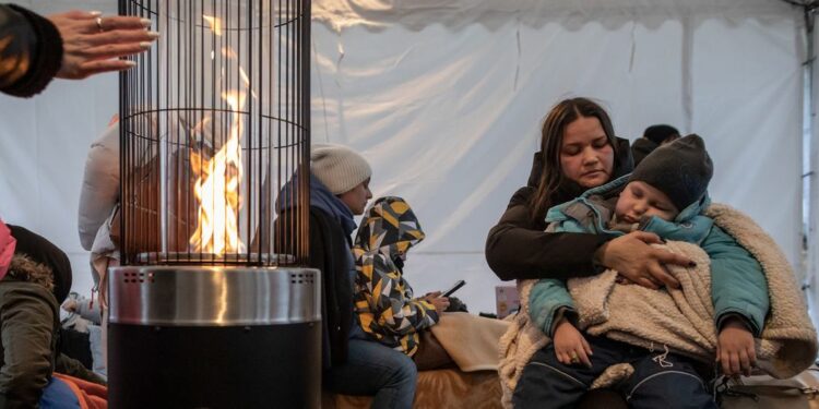 Guerre en Ukraine : le chef de l’humanitaire appelle les belligérants à épargner les civils