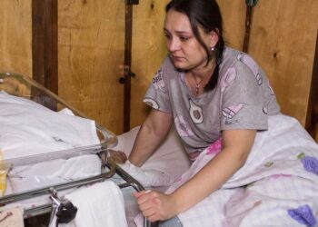 L’OMS achemine une aide médicale d’urgence pour préserver le système de santé ukrainien