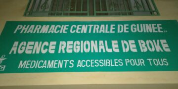 Boké-Urgent: L&rsquo;agence régionale de la pharmacie centrale de Guinée a pris feu.