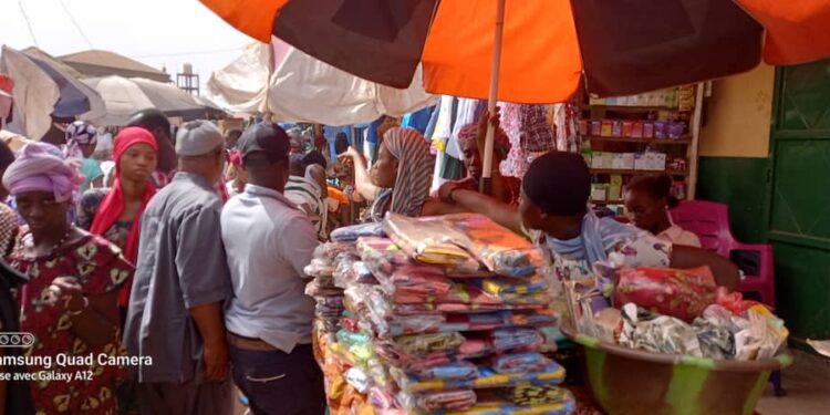 Boké-Commerce: C’est parti pour la saisie des textiles ou modèles contrefaits (Faré Yaré)