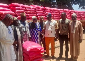 LE PREMIER MINISTRE MOHAMED BEAVOGUI À MEDINE (Arabie Saoudite)