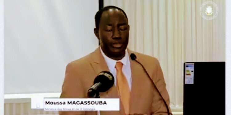 Colonel Mamadi Doumbouya aux sociétés minières : « entre nous, ce jeu de dupes ne peut plus continuer… »
