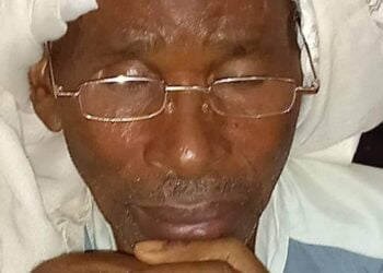 Assises nationales à Sangarédi: Le père d’Abdourahmane Bah, tué le 5 septembre à SEKHOUTOUREYAH en larmes
