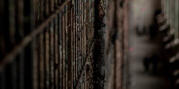 Prévention de la torture : la pandémie de Covid-19 a aussi perturbé l’accès des experts onusiens aux prisons