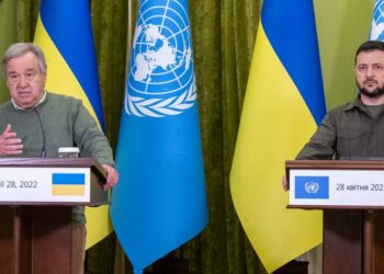 « Le monde vous voit », déclare le chef de l’ONU aux Ukrainiens, s’engageant à renforcer son soutien