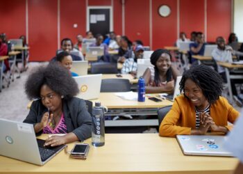La Banque africaine de développement fait la promotion de son plan d’action pour une main-d’œuvre africaine convoitée sur le marché de l’emploi