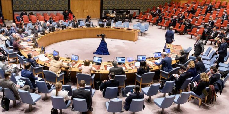 Ukraine : le Conseil de sécurité déclare soutenir les efforts de Guterres pour parvenir à une solution pacifique