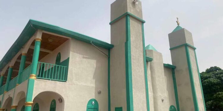 Mandiana-Mines: La Société Guinean Birimian Gold (GBG) se fait plaire de son personnel et la communauté