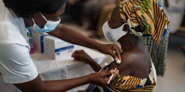 2021, année record pour l’UNICEF en matière d’achats et de livraisons de fournitures médicales