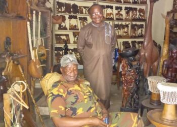 Boké-Culture: Le préfet se dit impressionné de la visite des œuvres historiques au Musée régional