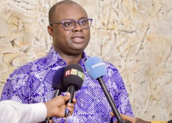 PREMIÈRE RÉACTION DU NOUVEAU CHEF DU GOUVERNEMENT