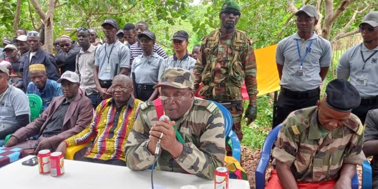 Boké-Développement: Le préfet à la rencontre de la population du district Silikonko