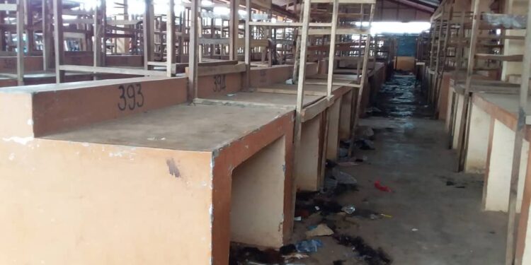 Boké: Le marché 400 bâtiments (Yomboya) à l’abandon