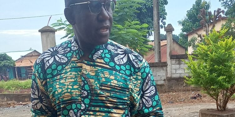 Terrassement des sites COCAN à Boké: L’inspecteur régional de l’Habitat interppelle les autorités, cadres et population