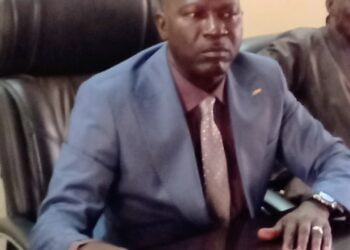 Boké-Administration: Le gouverneur demande à la jeunesse de quitter la rue et sortir de la manipulation 