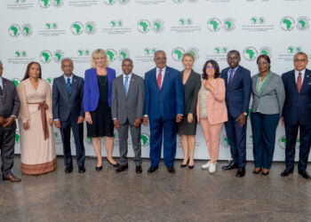 Rencontre avec les nouveaux administrateurs de la Banque africaine de développement, dont cinq femmes