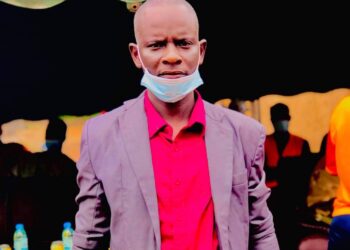 M.Tahirou BAH Jeune cadre bosseur, talentueux, intelligent et souhait de la quasitotalité de la population de Kolaboui qu’il soit le président de la future délégation de Kolaboui