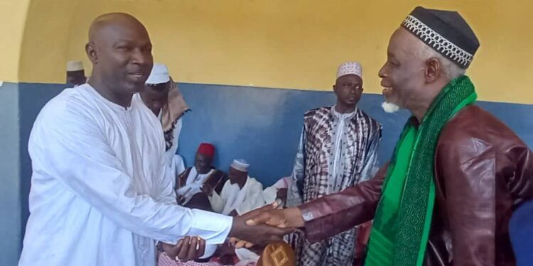 Katougouma-Religion: Les sages et religieux prient pour la réussite du nouveau gouverneur 