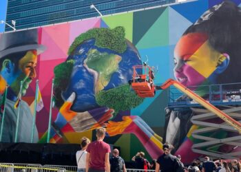 Au siège de l’ONU, la fresque d’un artiste brésilien attire l’attention sur la gestion de la planète