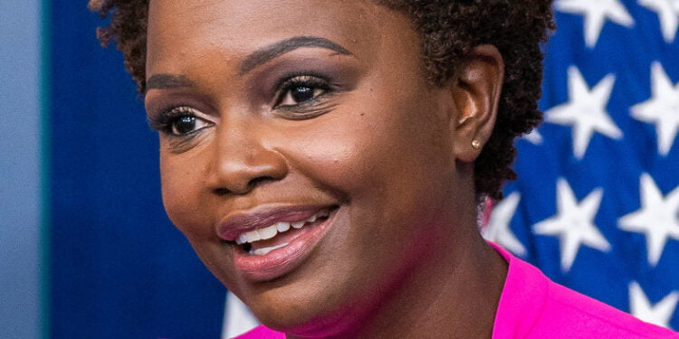 Communiqué de presse de la porte-parole Karine Jean-Pierre au sujet du déplacement du président Biden en Afrique du Nord et en Asie ainsi que du déplacement de la vice-présidente Harris en Asie