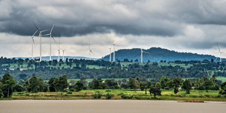 Pour éviter un grave réchauffement climatique, il est indispensable de doubler la production d’électricité « propre », selon l’OMM