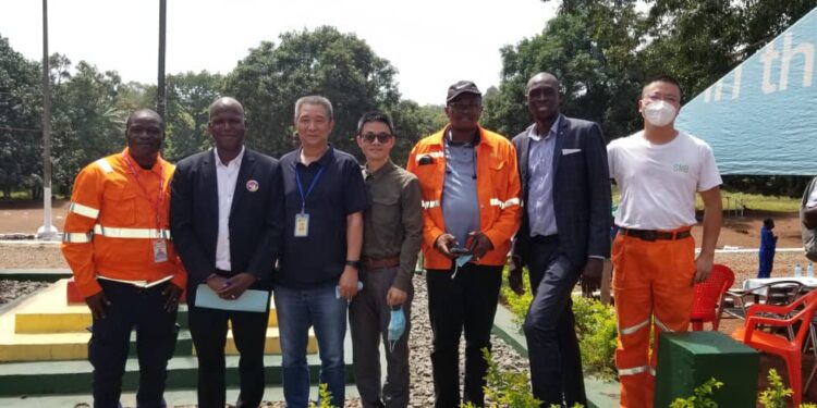 Commémoration de l’an 64 de l’Armée à Boké: La délégation du Consortium SMB-WINING donne un éclat particulier à l’événement