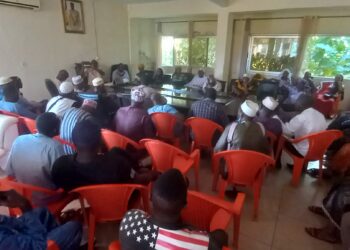 Kamsar-Économie: Les travaux de construction des boutiques et magasins a l’arrêt, les commerçants réclament leur argent à la Mairie