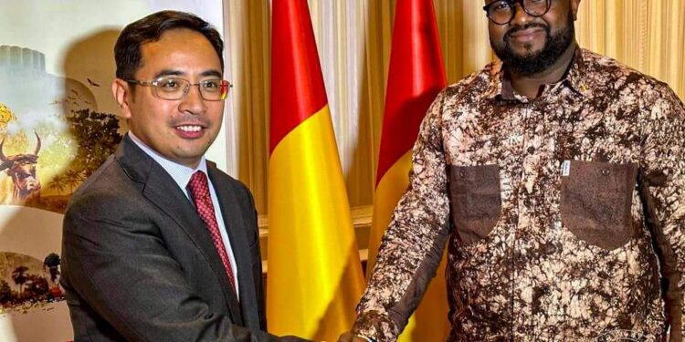 𝗦𝗶𝗺𝗮𝗻𝗱𝗼𝘂 : 𝗟’𝗮𝗰𝗰𝗼𝗿𝗱-𝗰𝗮𝗱𝗿𝗲 𝗳𝗿𝗮𝗻𝗰𝗵𝗶𝘁 𝘂𝗻𝗲 𝗻𝗼𝘂𝘃𝗲𝗹𝗹𝗲 𝗽𝗵𝗮𝘀𝗲 𝗲𝘁 𝘀𝗲 𝗿𝗲𝗻𝗳𝗼𝗿𝗰𝗲 𝗮𝘃𝗲𝗰 𝗹’𝗮𝗿𝗿𝗶𝘃𝗲é𝗲 𝗱’𝘂𝗻 𝗻𝗼𝘂𝘃𝗲𝗮𝘂 𝗽𝗮𝗿𝘁𝗲𝗻𝗮𝗶𝗿𝗲, 𝗹𝗲 𝗴éa𝗻𝘁 𝗰𝗵𝗶𝗻𝗼𝗶𝘀 𝗕𝗔𝗢𝗪𝗨.