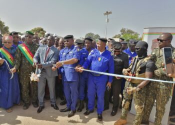 Koundara-Sécurité: Le Gouverneur inaugure le scanner mobile à rayon X à Sambaïlo