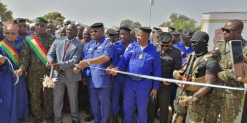 Koundara-Sécurité: Le Gouverneur inaugure le scanner mobile à rayon X à Sambaïlo