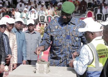 Tanènè (Dubréka) : le Gouvernement guinéen pose la première pierre d’un pont unique.