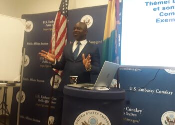 Loi sur la Cybercriminalité et son application en Guinée: à l’Ambassade des États-Unis, Mohamed Diawara explique avec brio ce thème aux journalistes 