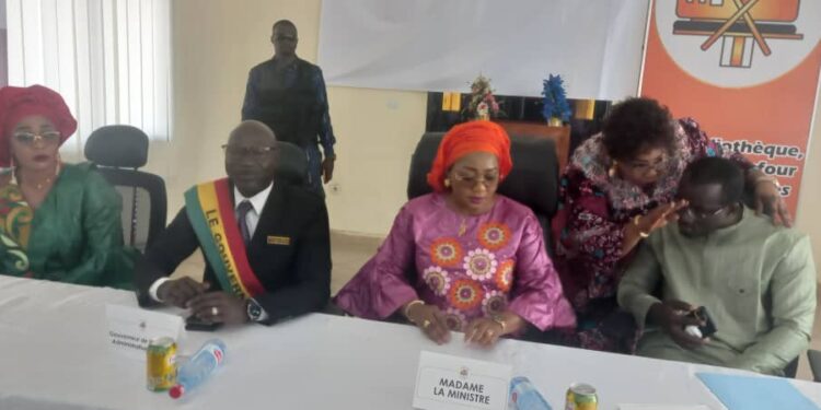 Boke: Femmes et métiers du numérique: enjeux et défis, centre d’intérêt d’une Conférence-Débats