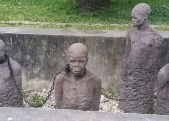 Pour démanteler le racisme, il faut commencer par comprendre le passé « horrible » de l’esclavage