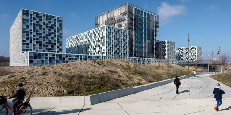 La Cour pénale internationale émet un mandat d’arrêt contre Vladimir Poutine