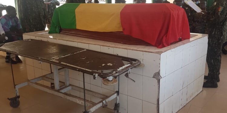 Levée du corps de feu Aboubacar Sidiki Bangoura : Le bureau exécutif de l’UDK aux obsèques du Commandant se dit très touché