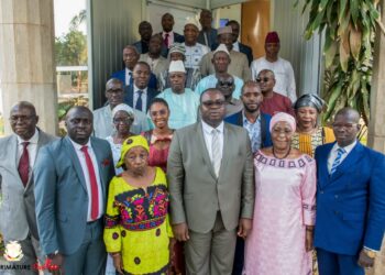 PRIMATURE : LE PREMIER MINISTRE, DR BERNARD GOUMOU RENCONTRE LES ACTEURS SOCIO-POLITIQUES 