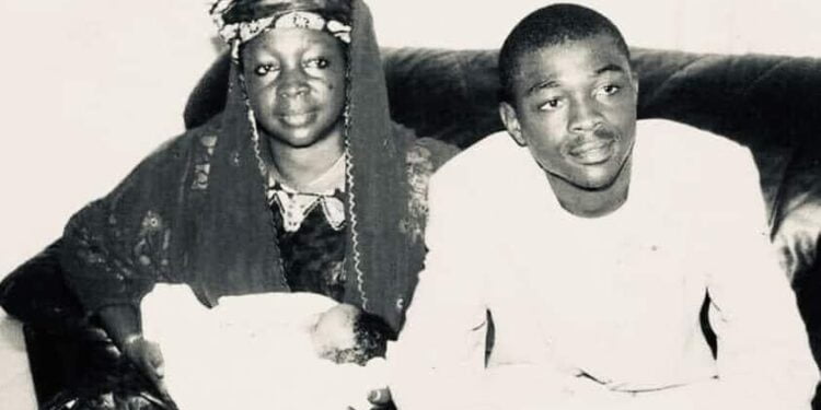 Boké-Société: Oumar Sylla, Foniké Menguè sur la tombe de sa mère, Dian Walya