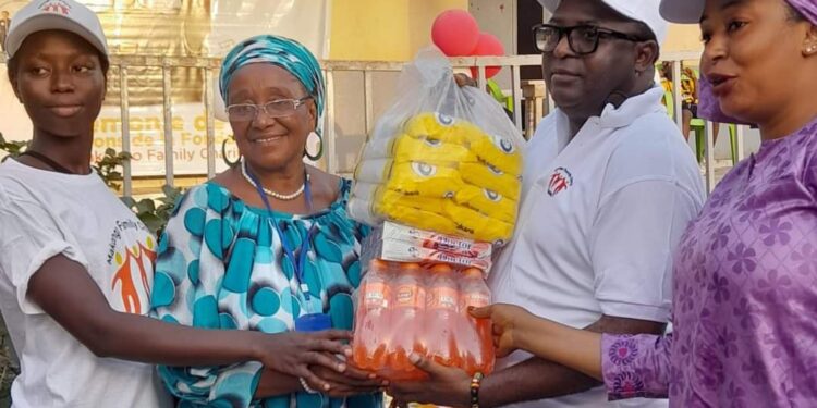 Centre Régina Maris de Kipé  La Fondation Makongo Family Charity donne du sourire aux tout petits