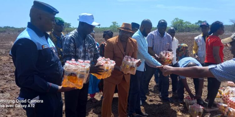 Boké-Commerce: Destruction de 2.000 cannettes du jus 24 heures, des jeunes et femmes pour vider les bouteilles