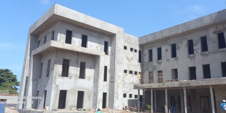 ISMGB: Les travaux de construction du nouveau bloc administratif avancent à pas de géant